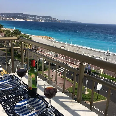 Le Mirage, Sea Front View, 3 Bedrooms, 100m Apartamento *